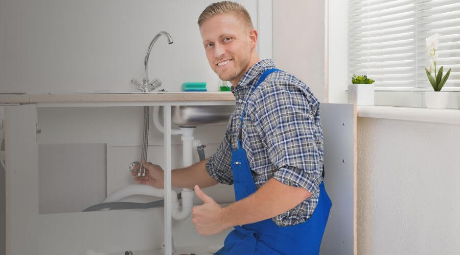Nighttime Plumber in Freeland, MI